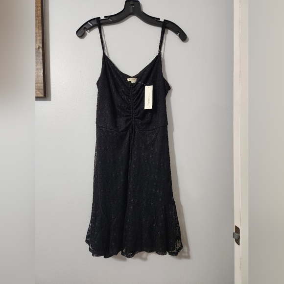 NWT Francesca's Black Lace Dress Size M - Picture 6 of 6